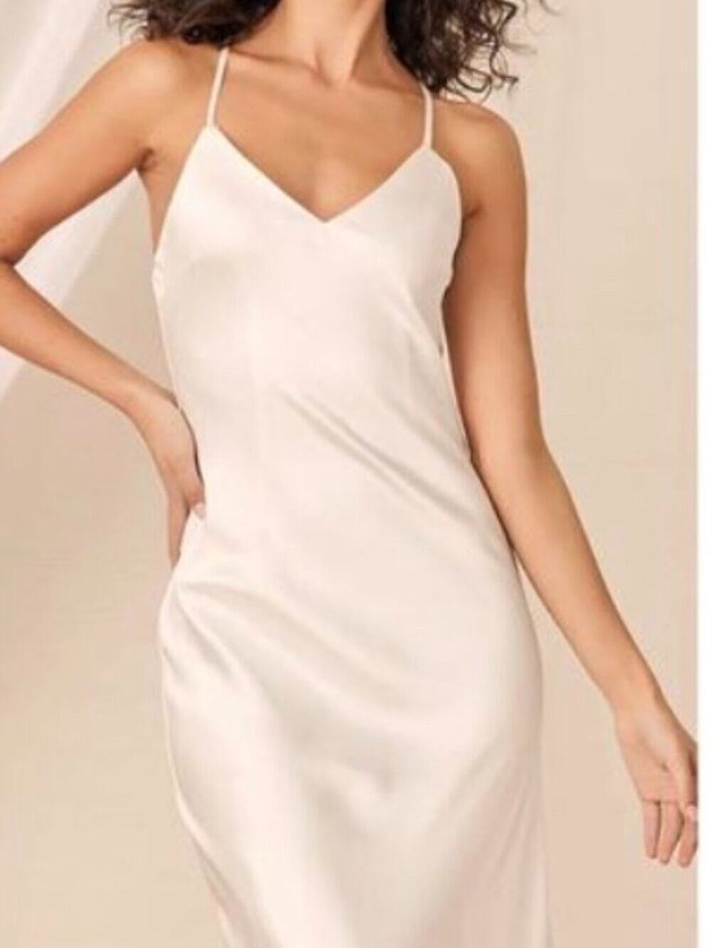 Lulus Satin V Neck Wedding Dress with Train White Sz XL NWOT # 406